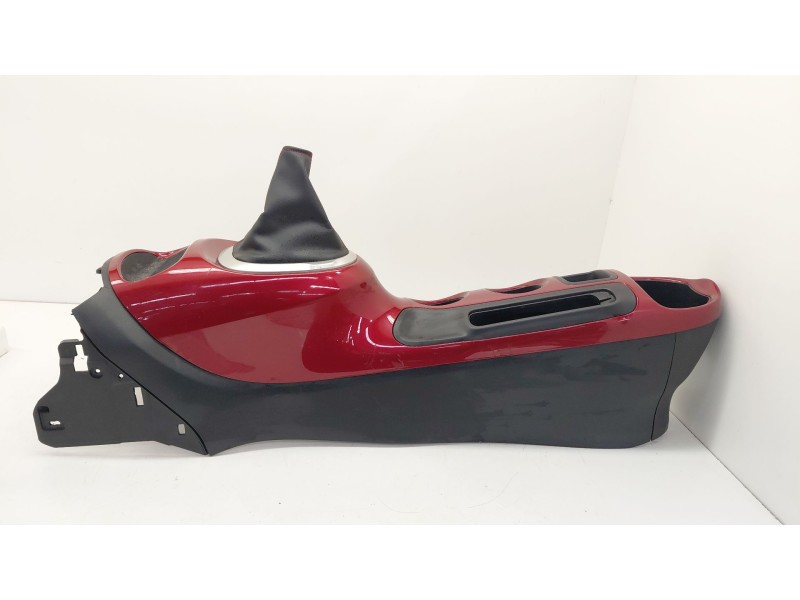 Recambio de apoyabrazos central para nissan juke (f15) 1.2 dig-t referencia OEM IAM   
							