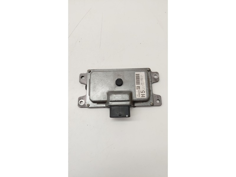 Recambio de centralita start / stop para nissan juke (f15) 1.2 dig-t referencia OEM IAM EMU10040NA1  