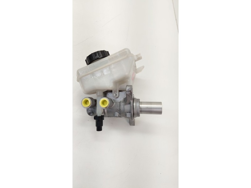 Recambio de bomba freno para jaguar xe (x760) 2.0 d referencia OEM IAM 03350885651  
							