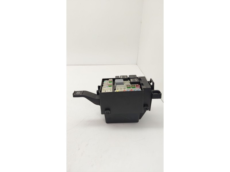 Recambio de caja reles / fusibles para jaguar xe (x760) 2.0 d referencia OEM IAM GX7314A076DA  
							