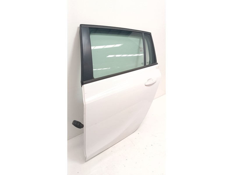 Recambio de puerta trasera izquierda para opel zafira tourer 1.6 cdti dpf ecoflex s&s 136 cv referencia OEM IAM   