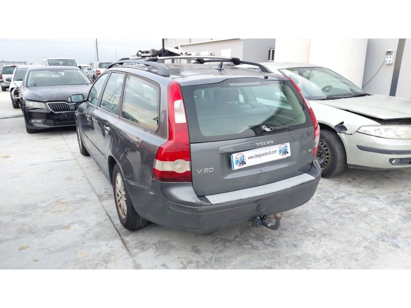volvo v50 (545) del año 2011
							