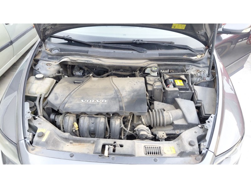 volvo v50 (545) del año 2011
							