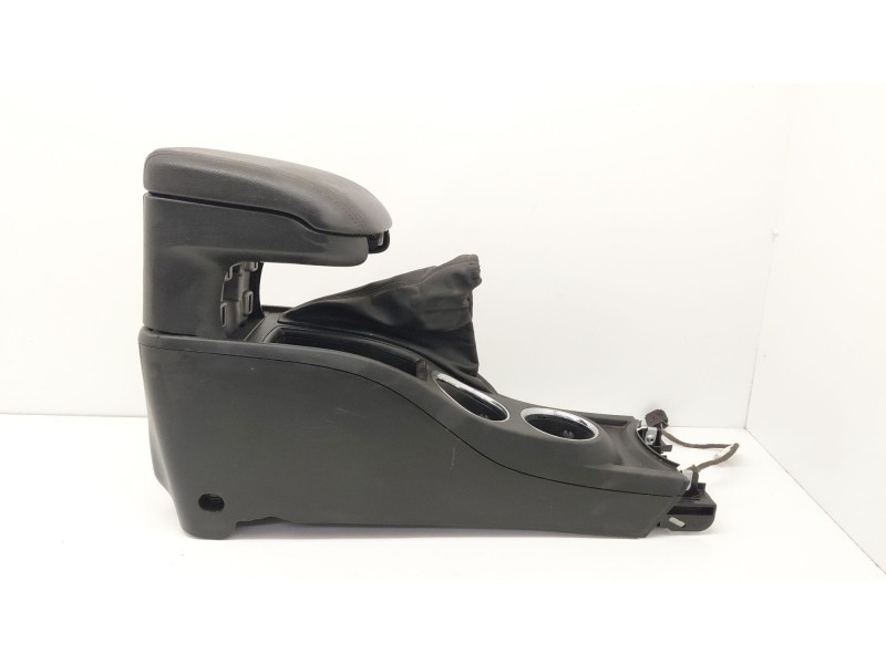 Recambio de apoyabrazos central para opel zafira tourer 1.6 cdti dpf ecoflex s&s 136 cv referencia OEM IAM   