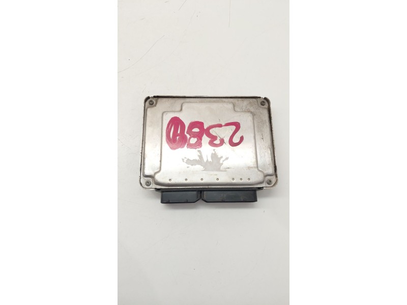 Recambio de centralita motor uce para seat ibiza iii (6l1) 1.9 sdi referencia OEM IAM 038906012HP  