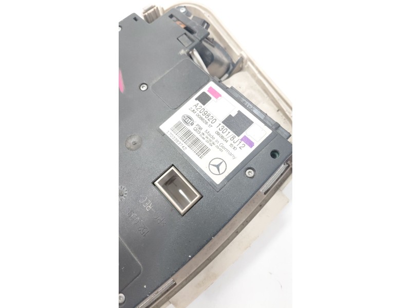 Recambio de luz interior para mercedes-benz clk (c209) clk 270 cdi (209.316) referencia OEM IAM A2098201301  
							