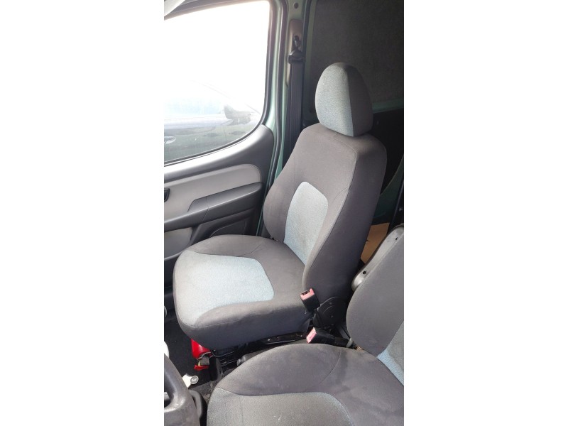 Recambio de asiento delantero derecho para fiat doblo furgoneta/monovolumen (223_) 1.3 d multijet referencia OEM IAM   