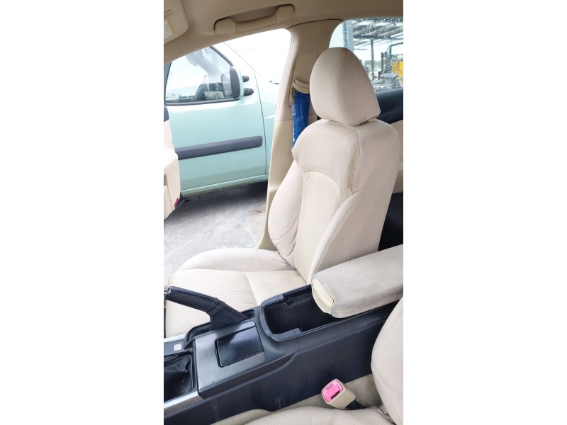 Recambio de asiento delantero derecho para lexus is ii (_e2_) 220d (ale20) referencia OEM IAM   