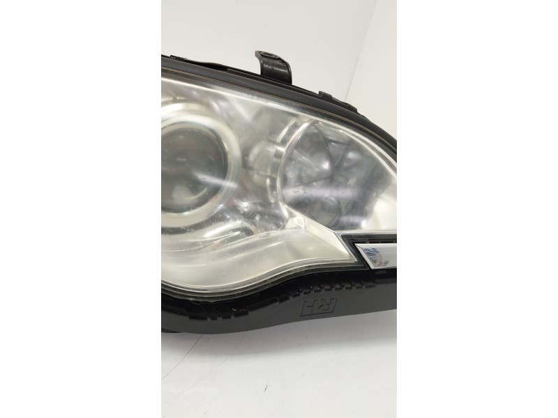 Recambio de faro derecho para subaru legacy iv station wagon (bp) 2.5 awd (bp9) referencia OEM IAM 10020953  
							