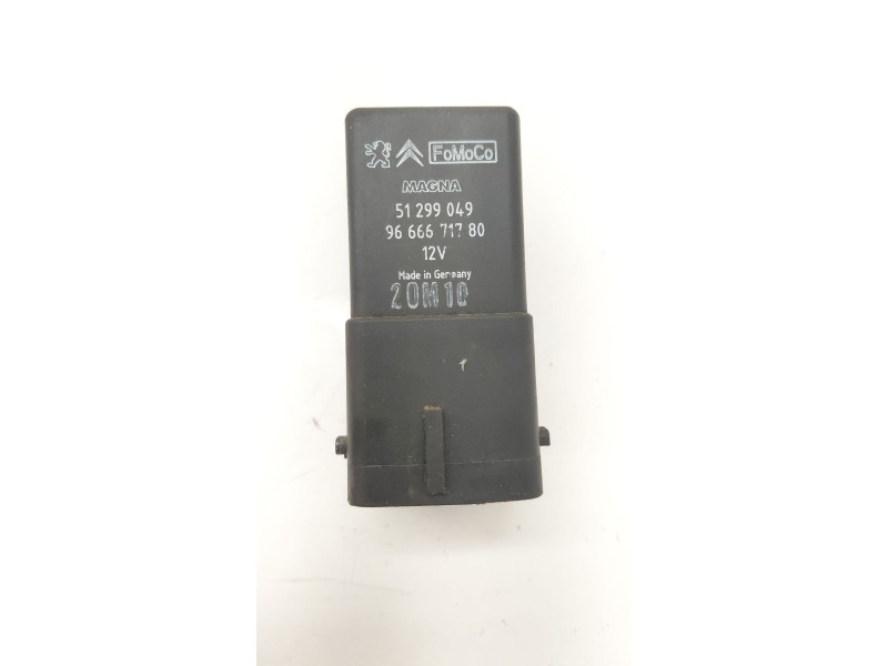 Recambio de caja precalentamiento para peugeot 3008 i monospace (0u_) 1.6 hdi referencia OEM IAM 9666671780  