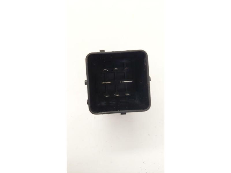 Recambio de caja precalentamiento para peugeot 3008 i monospace (0u_) 1.6 hdi referencia OEM IAM 9666671780  
							