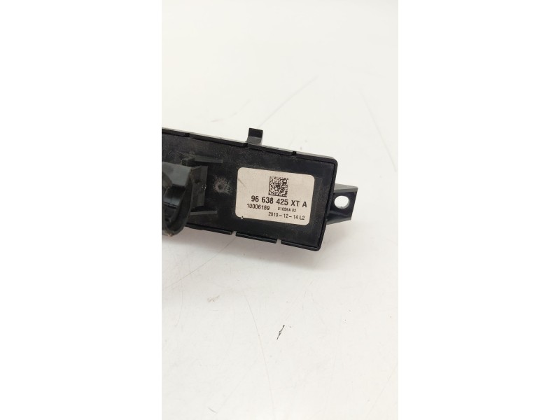 Recambio de mando multifuncion para peugeot 3008 i monospace (0u_) 1.6 hdi referencia OEM IAM 96638425XT  
							