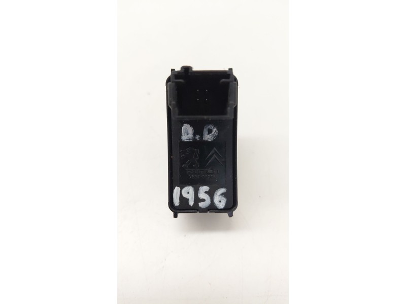 Recambio de mando elevalunas delantero derecho para peugeot 3008 i monospace (0u_) 1.6 hdi referencia OEM IAM 96662297XT  