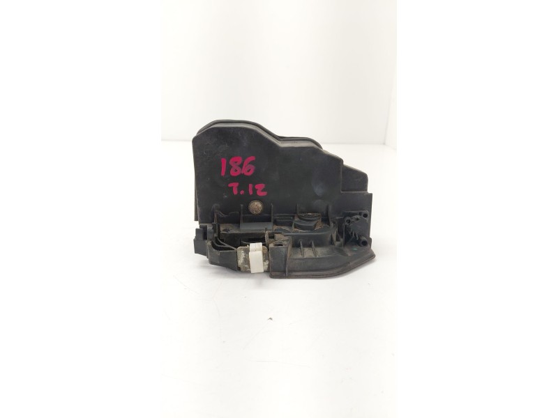 Recambio de cerradura puerta trasera izquierda para bmw serie 7 (e65/e66) 730d referencia OEM IAM 7036171  