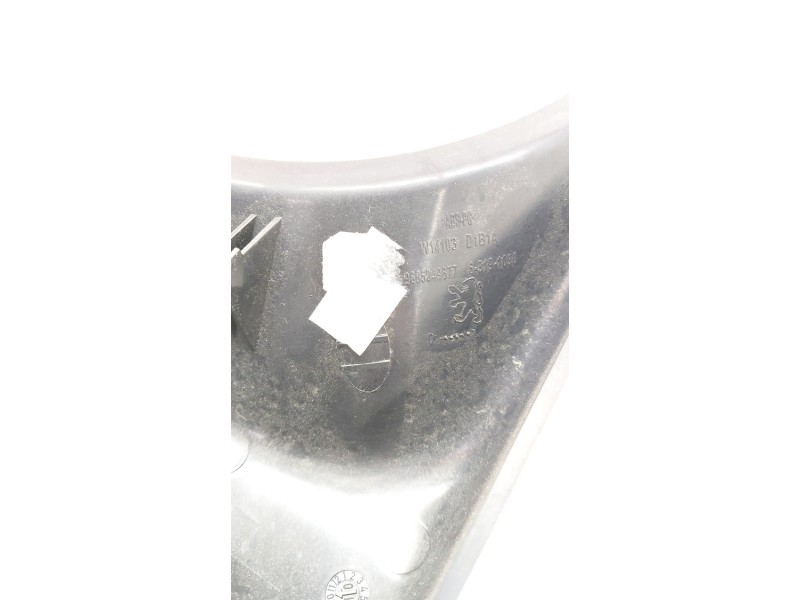 Recambio de rejilla aireadora para peugeot 3008 i monospace (0u_) 1.6 hdi referencia OEM IAM 9685049877  
							