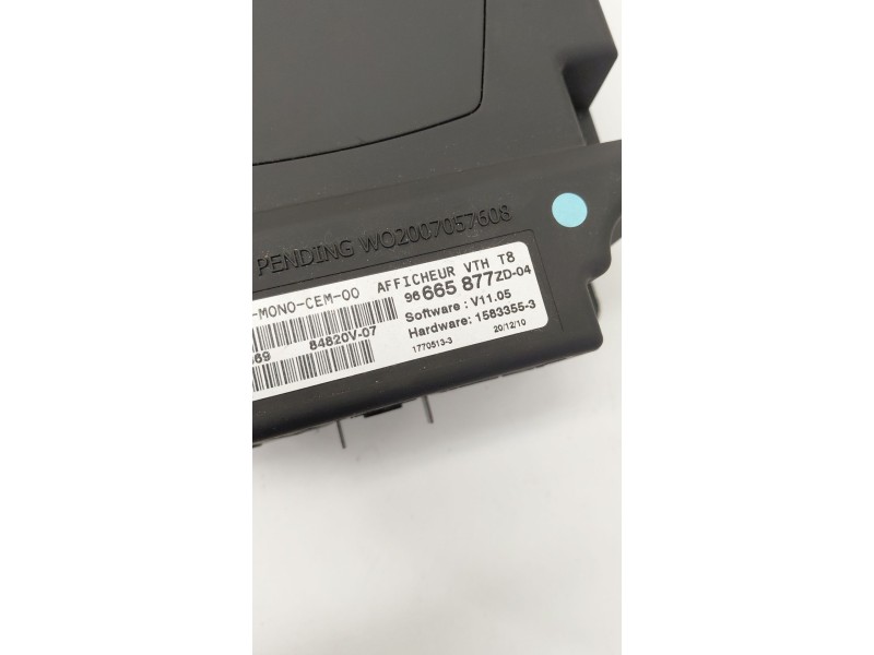 Recambio de pantalla multifuncion para peugeot 3008 i monospace (0u_) 1.6 hdi referencia OEM IAM 96665877ZD  