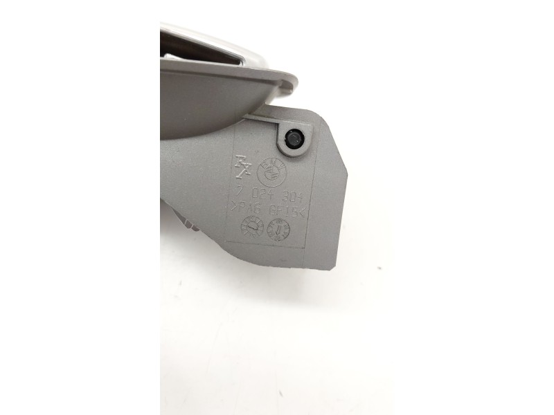Recambio de maneta interior delantera derecha para bmw serie 7 (e65/e66) 730d referencia OEM IAM 7024304  