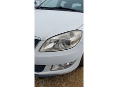 Recambio de faro izquierdo para skoda fabia ii (542) 1.2 referencia OEM IAM   