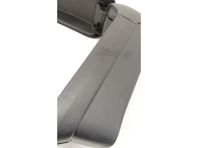 Recambio de apoyabrazos central para toyota avensis sedán (_t25_) 1.8 (zzt251_) referencia OEM IAM   
							