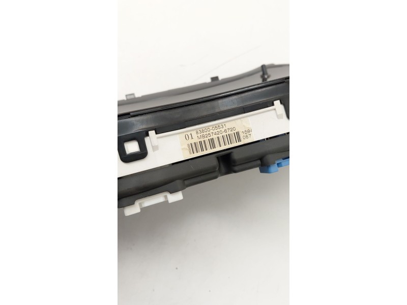 Recambio de cuadro instrumentos para toyota avensis sedán (_t25_) 1.8 (zzt251_) referencia OEM IAM 8380005531  