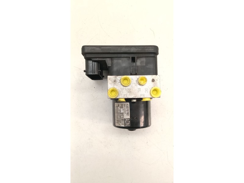Recambio de abs para opel astra j sports tourer (p10) 1.7 cdti (35) referencia OEM IAM 13370782  