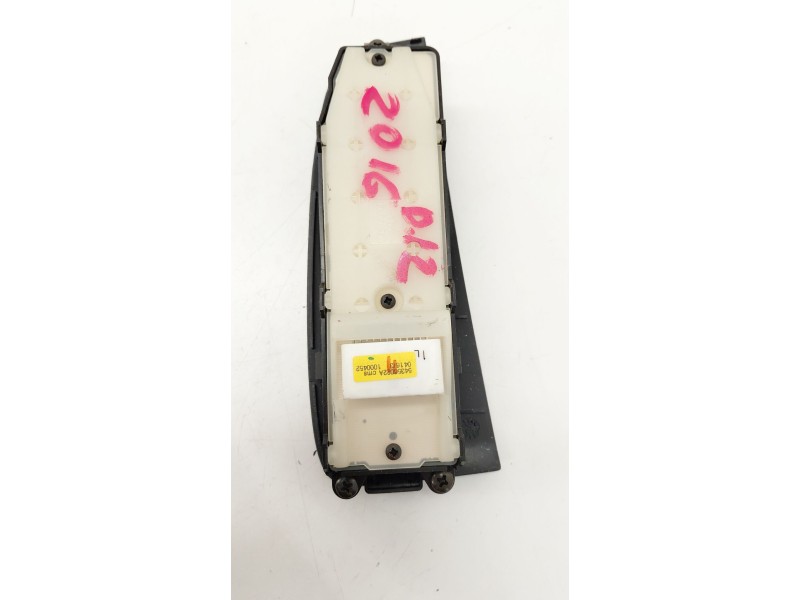 Recambio de mando elevalunas delantero izquierdo para toyota avensis sedán (_t25_) 1.8 (zzt251_) referencia OEM IAM 8482005100  