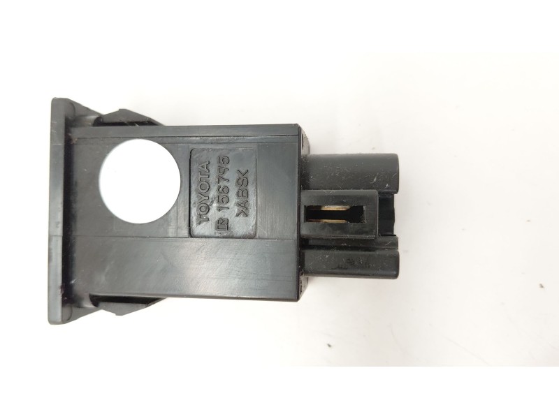 Recambio de interruptor para toyota avensis sedán (_t25_) 1.8 (zzt251_) referencia OEM IAM 156795  