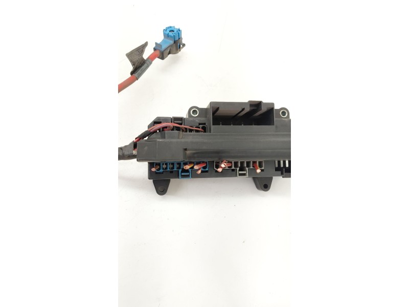 Recambio de caja reles / fusibles para bmw serie 7 (e65/e66) 730d referencia OEM IAM 61136900  
							