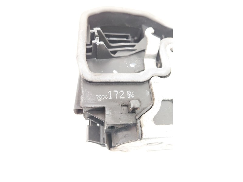 Recambio de cerradura puerta trasera derecha para bmw serie 7 (e65/e66) 730d referencia OEM IAM 7036172  