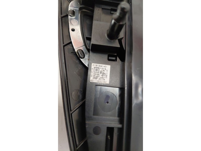 Recambio de sistema audio / radio cd para peugeot 508 i (8d_) 1.6 hdi referencia OEM IAM E1060946M01  