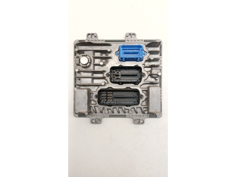 Recambio de centralita motor uce para opel astra k (b16) 1.6 cdti (68) referencia OEM IAM 55498848  
							