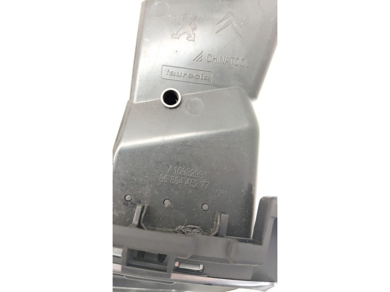 Recambio de rejilla aireadora para peugeot 508 i (8d_) 1.6 hdi referencia OEM IAM 9686445277  
							