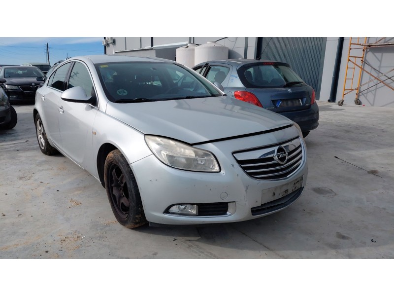 opel insignia a (g09) del año 2011