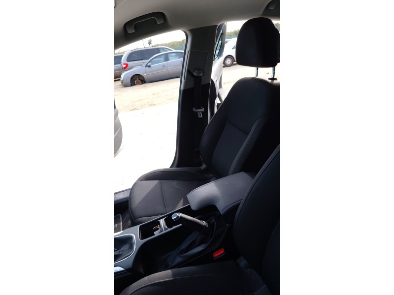 Recambio de asiento delantero derecho para opel insignia a (g09) 2.0 cdti (68) referencia OEM IAM   
