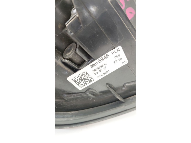 Recambio de piloto trasero derecho para opel astra k (b16) 1.6 cdti (68) referencia OEM IAM 39015946  
