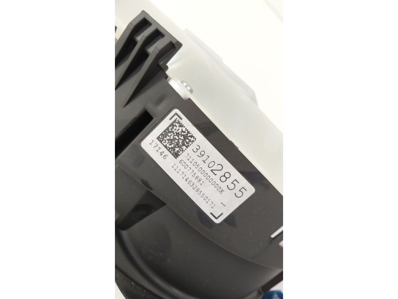 Recambio de cuadro instrumentos para opel astra k (b16) 1.6 cdti (68) referencia OEM IAM 39102855  
							