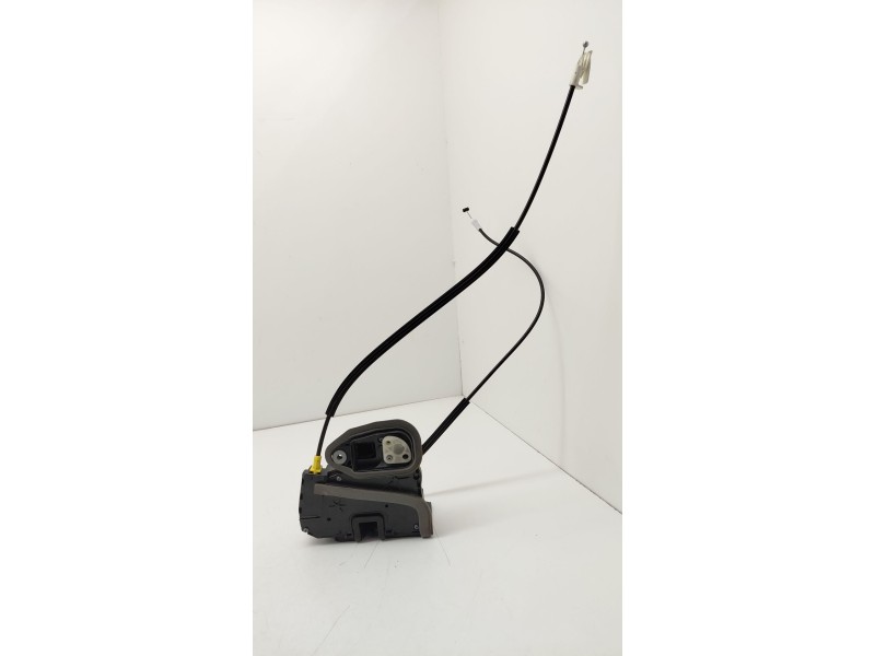 Recambio de cerradura puerta delantera derecha para opel astra k (b16) 1.6 cdti (68) referencia OEM IAM 13597530  