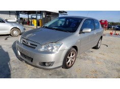 toyota corolla (_e12_) del año 2003