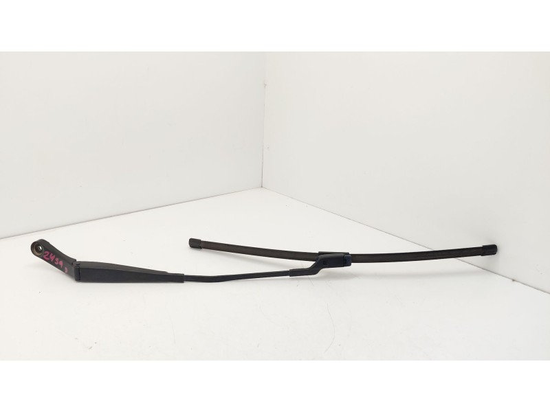 Recambio de brazo limpia delantero derecho para opel astra k (b16) 1.6 cdti (68) referencia OEM IAM 97036203  
							