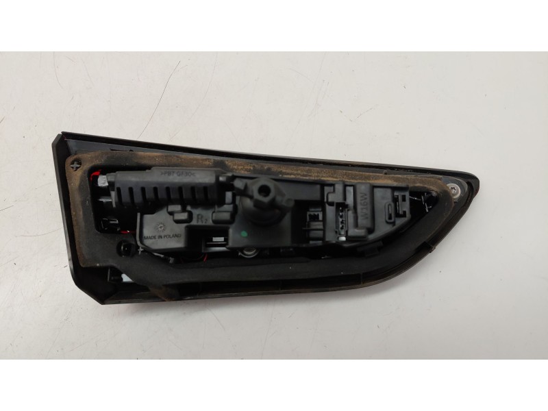 Recambio de piloto trasero derecho interior para opel astra k (b16) 1.6 cdti (68) referencia OEM IAM 39032995  
							