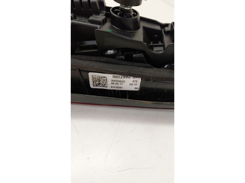 Recambio de piloto trasero derecho interior para opel astra k (b16) 1.6 cdti (68) referencia OEM IAM 39032995  