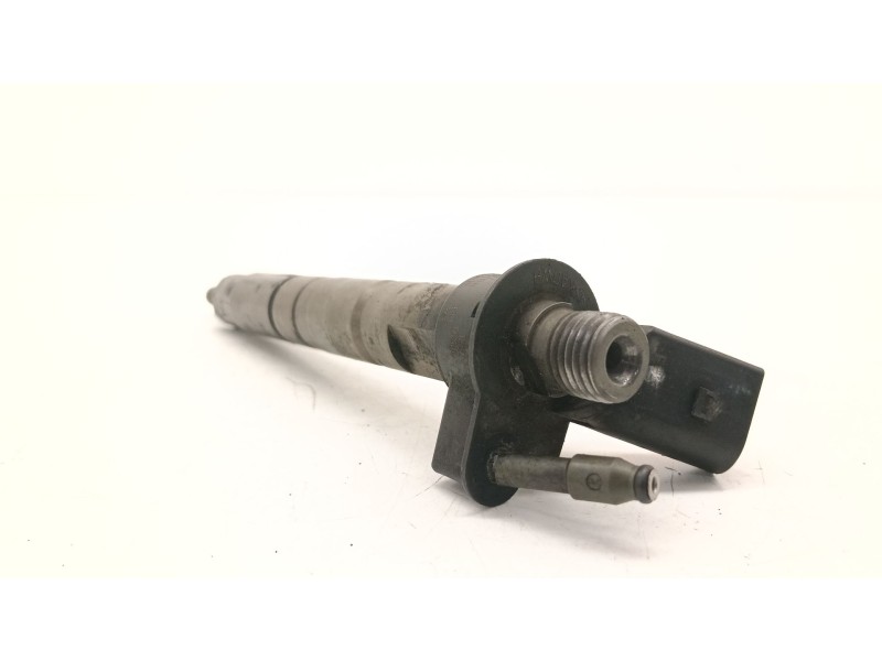 Recambio de inyector para bmw serie 3 berlina (e90) 320d 177 cv referencia OEM IAM 0986435  
							