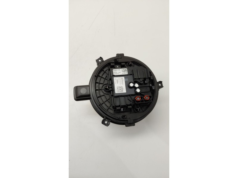 Recambio de motor calefaccion para opel astra k (b16) 1.6 cdti (68) referencia OEM IAM 0130309503  