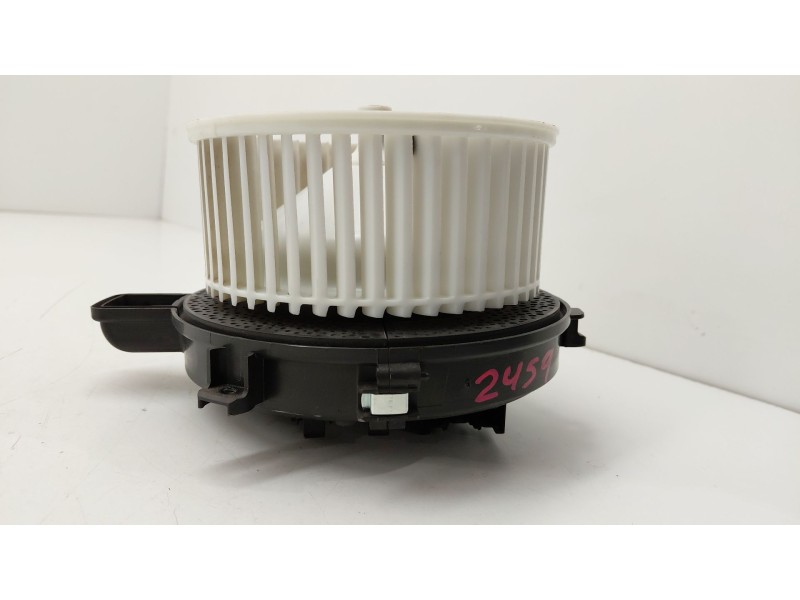 Recambio de motor calefaccion para opel astra k (b16) 1.6 cdti (68) referencia OEM IAM 0130309503  