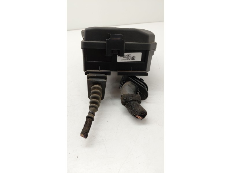 Recambio de caja reles / fusibles para opel astra k (b16) 1.6 cdti (68) referencia OEM IAM 39040853  
							