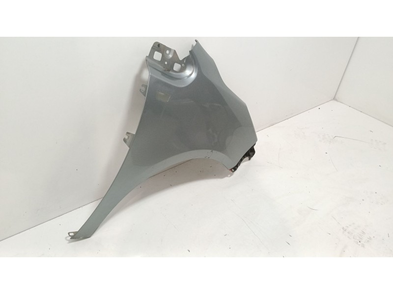 Recambio de aleta delantera derecha para opel meriva b monospace (s10) 1.7 cdti (75) referencia OEM IAM   