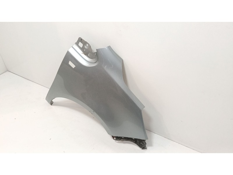 Recambio de aleta delantera derecha para opel meriva b monospace (s10) 1.7 cdti (75) referencia OEM IAM   
							