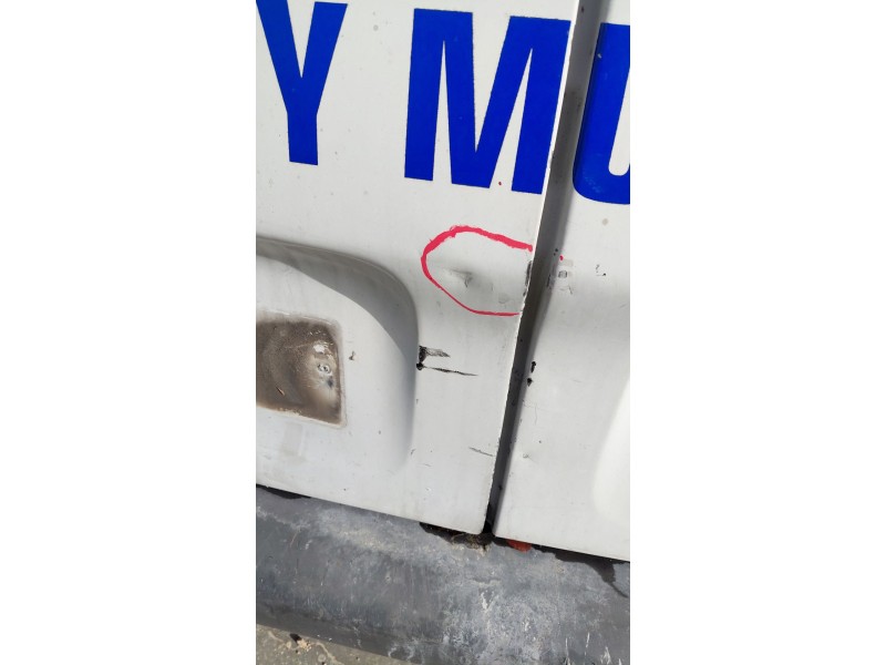 Recambio de porton trasero izquierdo para nissan primastar furgoneta (x83) 1.9 dci 100 referencia OEM IAM   