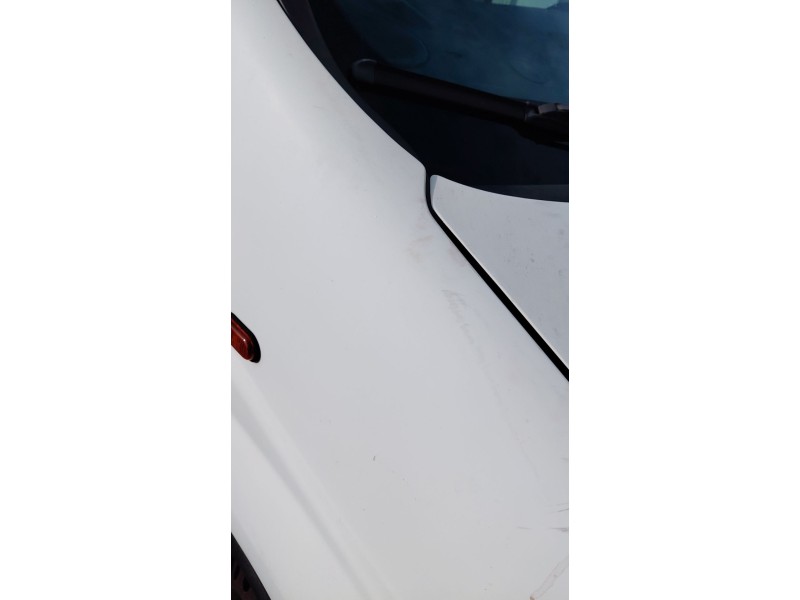 Recambio de aleta delantera derecha para nissan primastar furgoneta (x83) 1.9 dci 100 referencia OEM IAM   