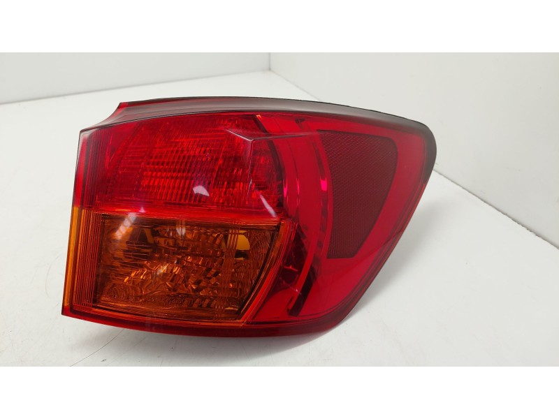 Recambio de piloto trasero derecho para lexus is ii (_e2_) 220d (ale20) referencia OEM IAM   